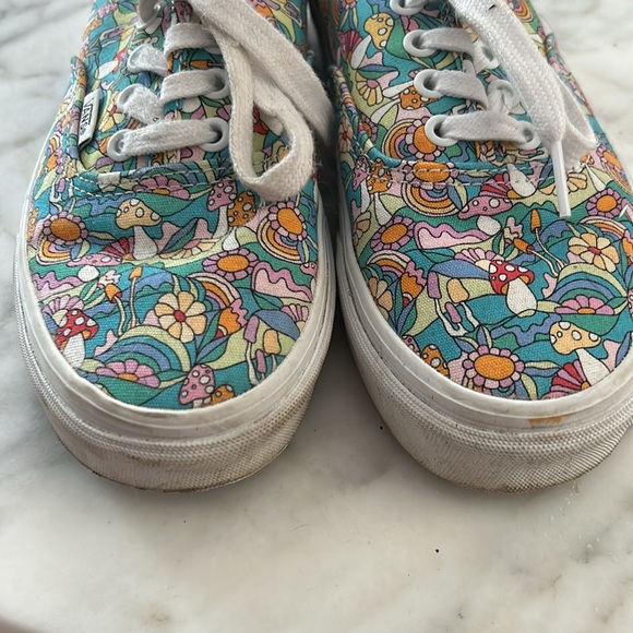 Mushroom Floral Vans - Picture 5 of 8